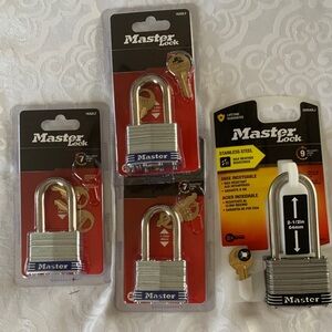 Silver Padlock Set